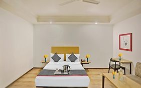 Townhouse Jp Grand Near Mayapuri Chowk